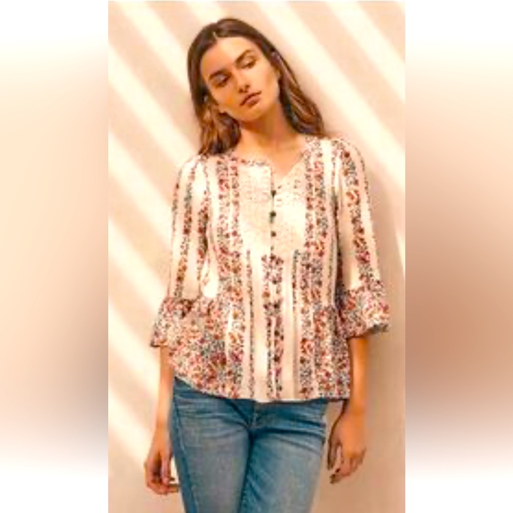 Anthropologie Maeve Hiver Floral Blouse Sz 6 cute metal buttons lace appliqué